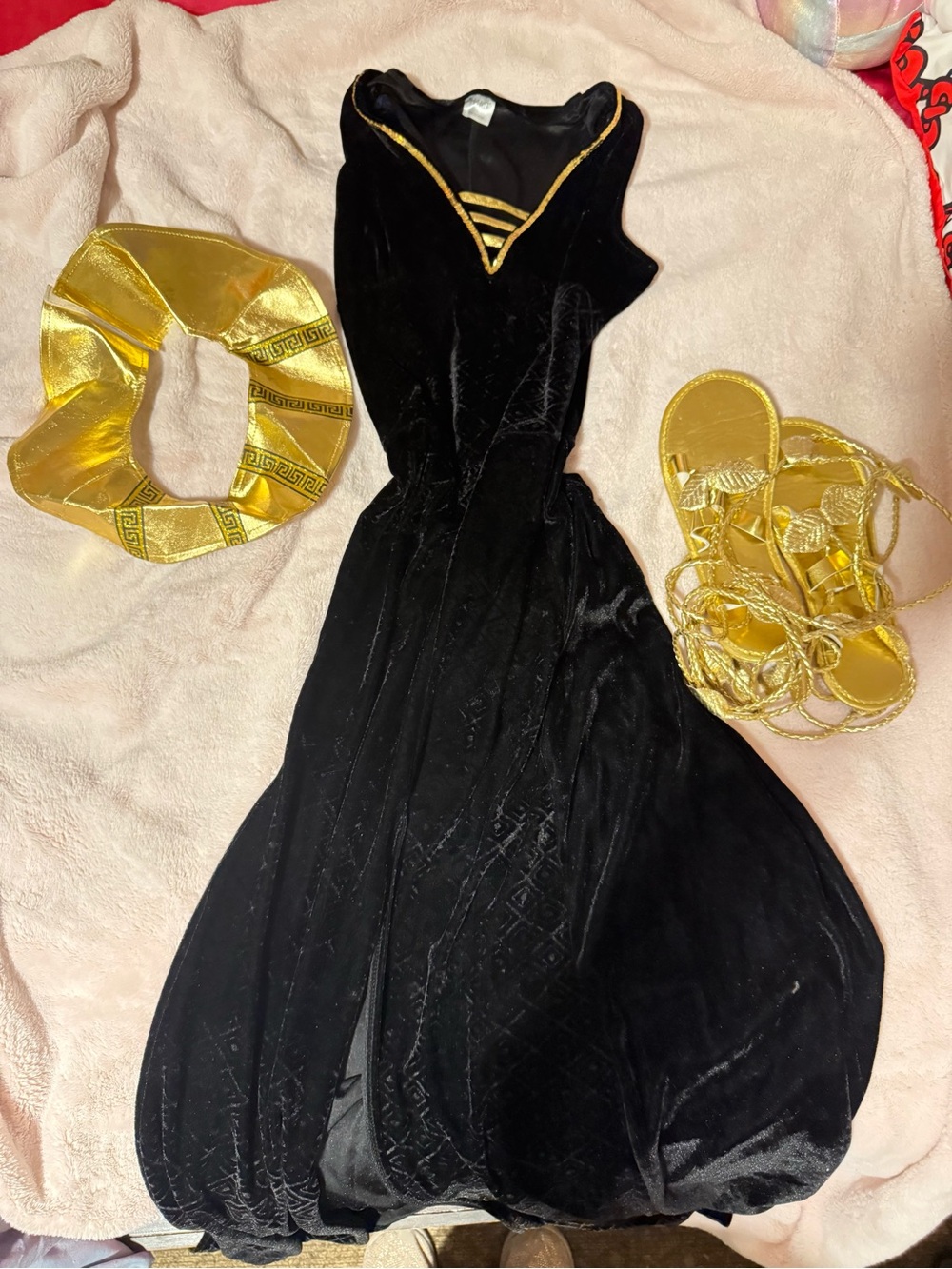 Spirit Cleopatra Girls Slit Black and Gold Roman-Style Costume Set